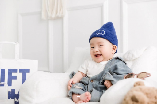 靖边宝宝有黄疸手却很白